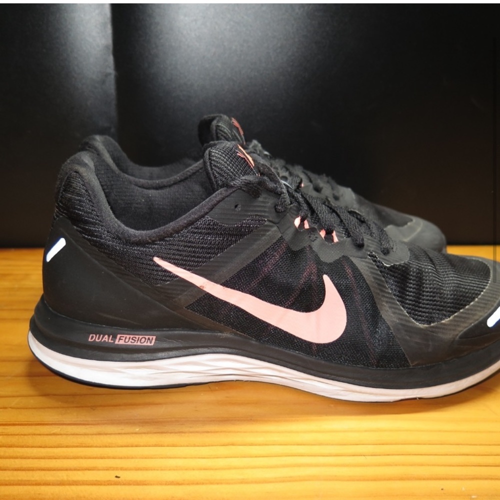 🎈Nike Dual Fusion X2
(BOGO 2 for $40)